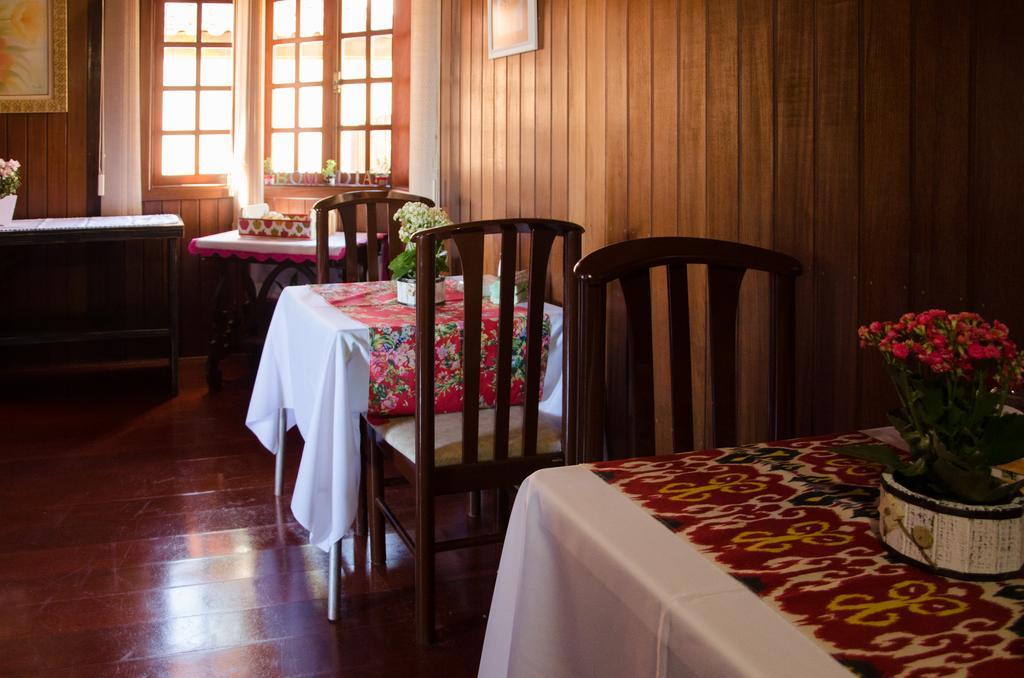 Recanto Brumas Acomodação com café da manhã  Campos do Jordão